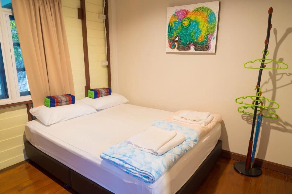 בנגקוק Nty Hostel Near Suvarnabhumi Airport מראה חיצוני תמונה
