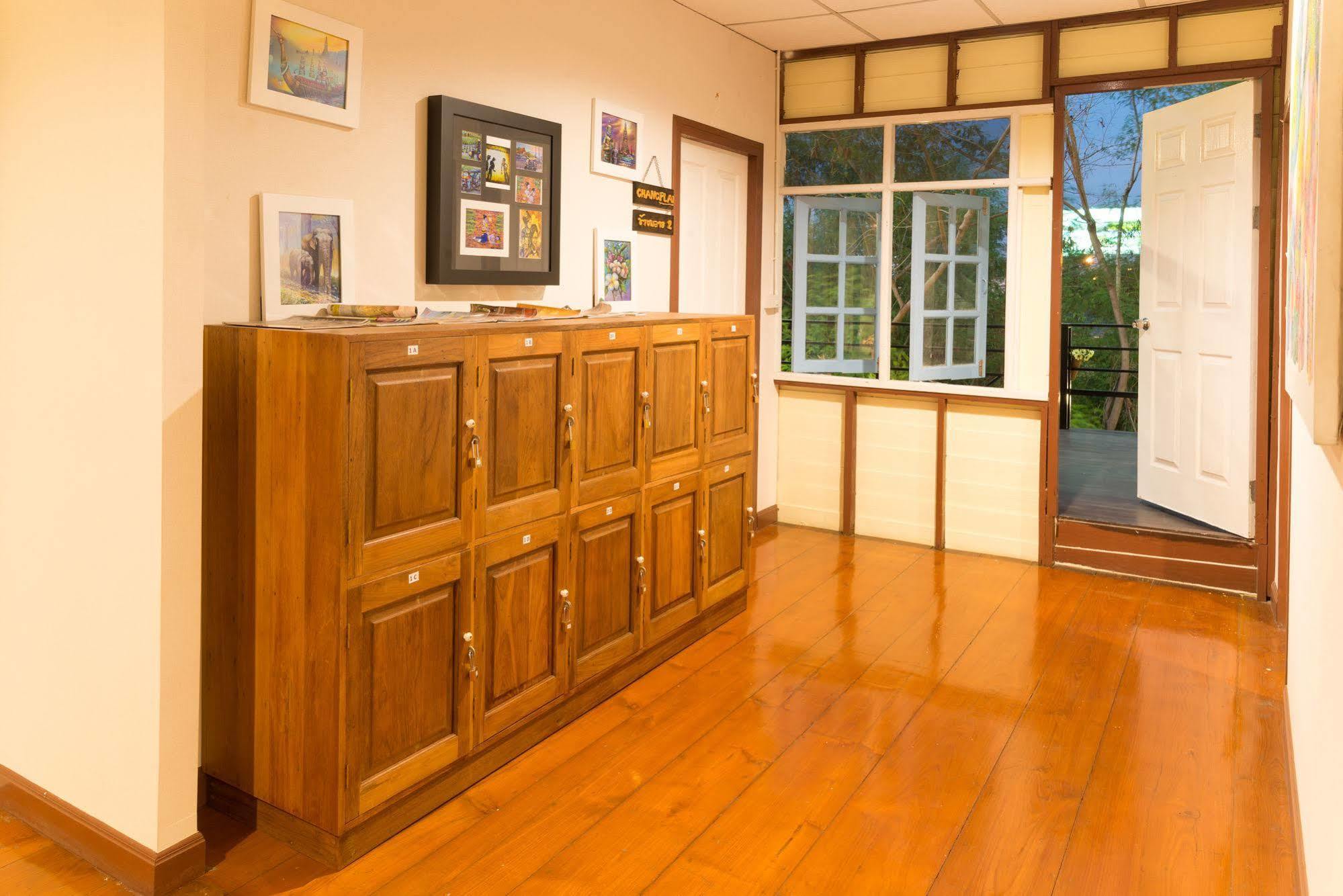 בנגקוק Nty Hostel Near Suvarnabhumi Airport מראה חיצוני תמונה