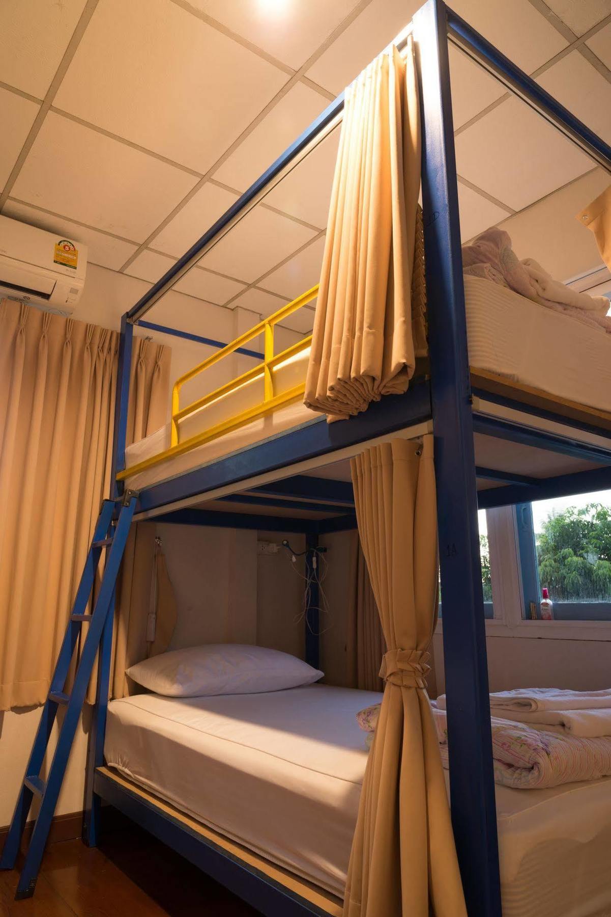בנגקוק Nty Hostel Near Suvarnabhumi Airport מראה חיצוני תמונה