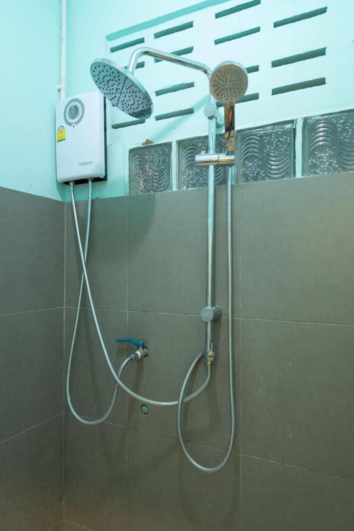 בנגקוק Nty Hostel Near Suvarnabhumi Airport מראה חיצוני תמונה